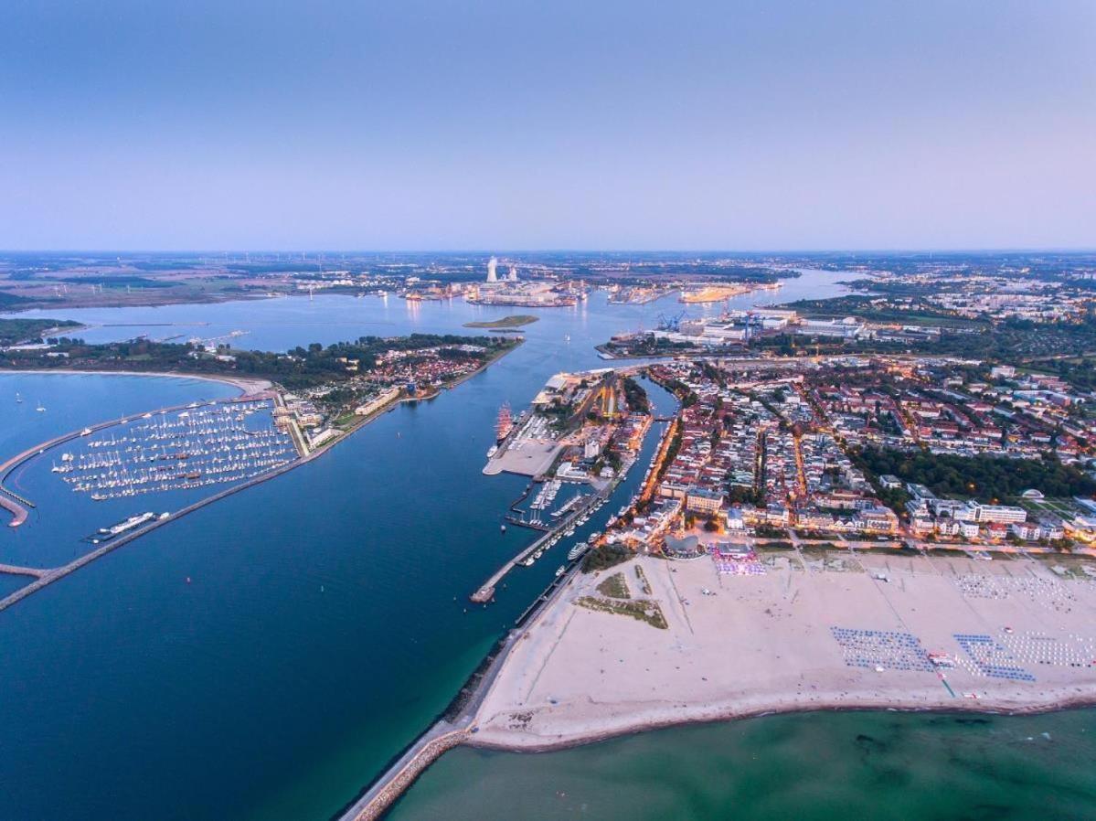 Apartament Sonnendeck, Direkt Am Leuchtturm Rostock Zewnętrze zdjęcie